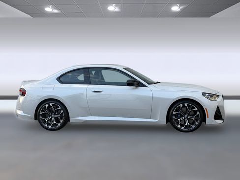 Used 2025 BMW M240i Coupe image 7