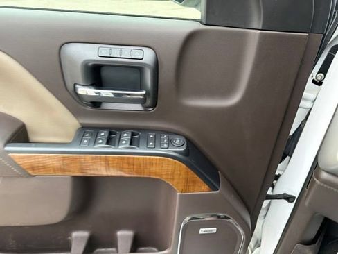 Used 2018 GMC Sierra 1500 SLT AWD/4WD image 26
