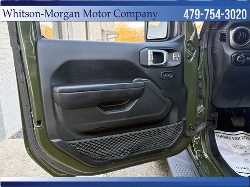 Used 2021 Jeep Gladiator Sport image 15