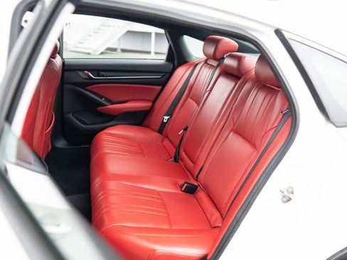 Used 2019 Honda Accord Sport image 25