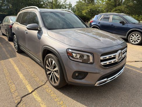 Used 2022 Mercedes-Benz GLB 250 4MATIC image 19