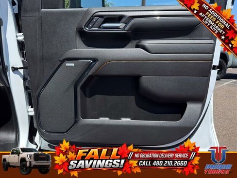 Used 2024 GMC Sierra 2500 AT4 w/ Technology Package AWD/4WD image 31