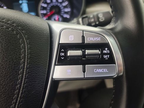 Used 2022 Kia Telluride EX w/ EX Premium Package image 32