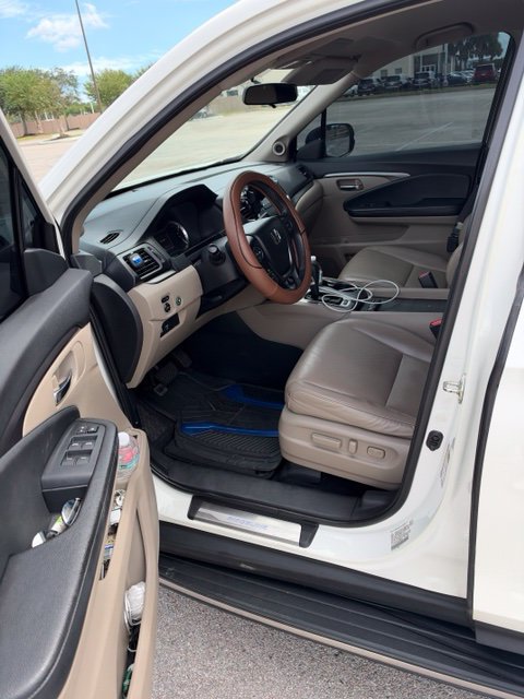 Used 2017 Honda Ridgeline RTL image 3