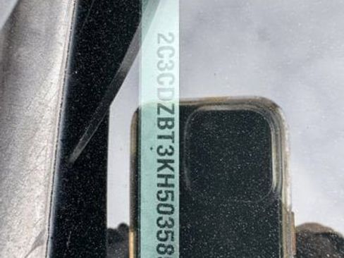 Used 2019 Dodge Challenger R/T w/ Blacktop Package image 31