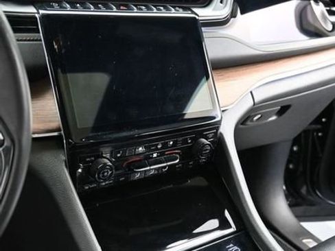 Used 2023 Jeep Grand Cherokee L Summit w/ Luxury Tech Group V image 23