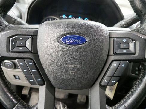 Used 2016 Ford F150 XLT w/ Equipment Group 302A Luxury image 17
