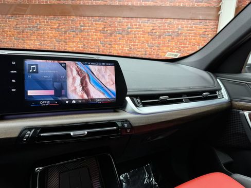 Certified 2025 BMW X1 xDrive28i AWD/4WD image 19