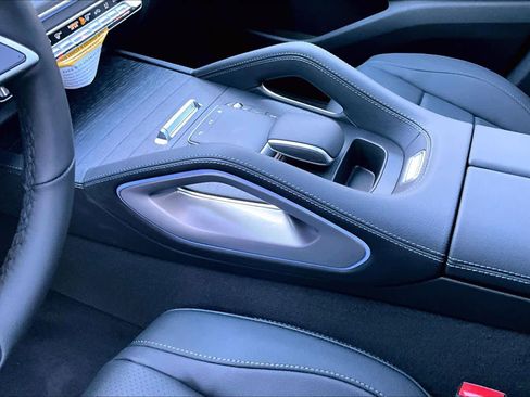 New 2026 Mercedes-Benz GLE 350 4MATIC image 11