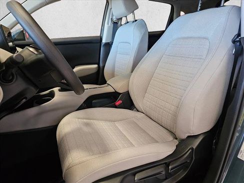 New 2027 Honda HR-V LX image 16