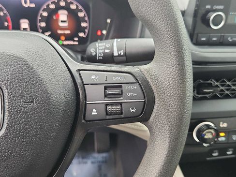Used 2023 Honda Accord LX image 21
