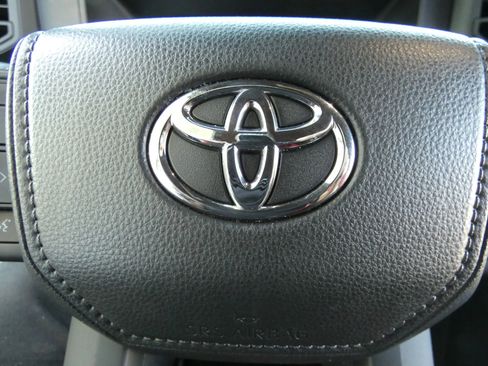 Used 2025 Toyota Tundra SR image 72