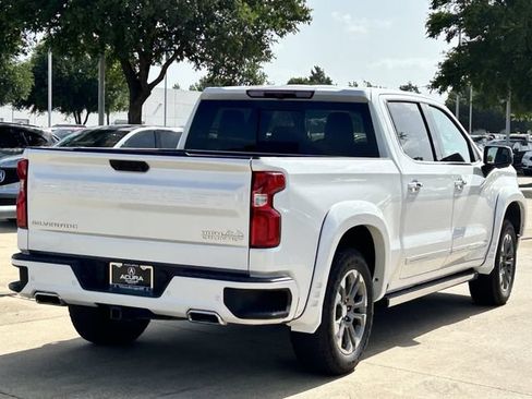 Used 2024 Chevrolet Silverado 1500 High Country AWD/4WD image 4