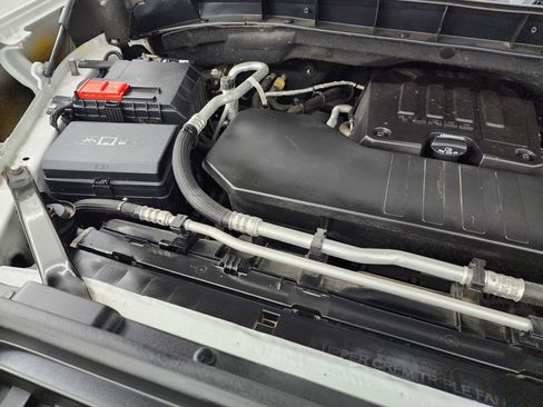 Used 2019 GMC Sierra 1500 SLE image 18