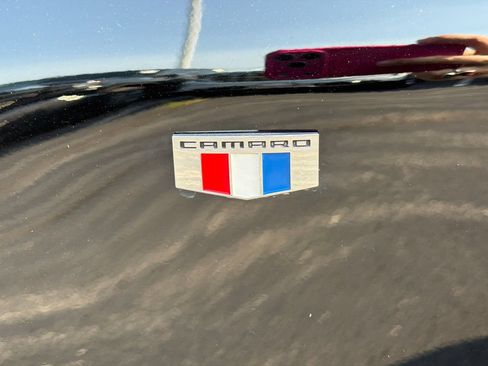 Used 2023 Chevrolet Camaro SS RWD image 9