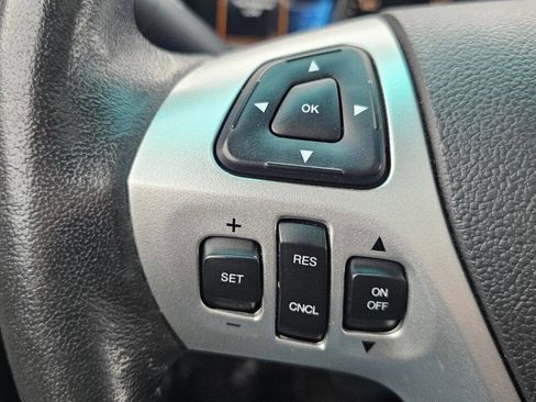 Used 2014 Ford Explorer Limited image 26