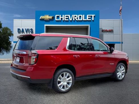 Used 2023 Chevrolet Tahoe High Country w/ Premium Package 2 AWD/4WD image 3