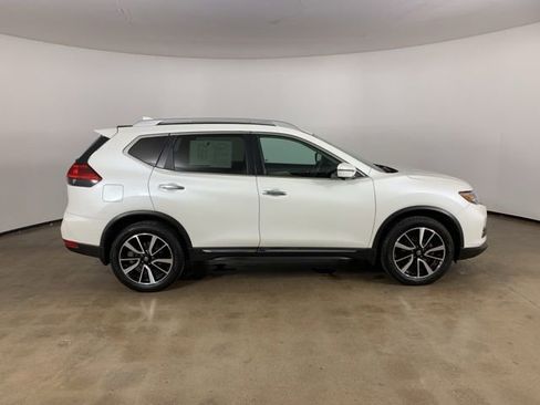 Used 2017 Nissan Rogue SL w/ SL Premium Package AWD/4WD image 7