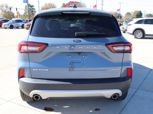 Used 2024 Ford Escape Active image 6