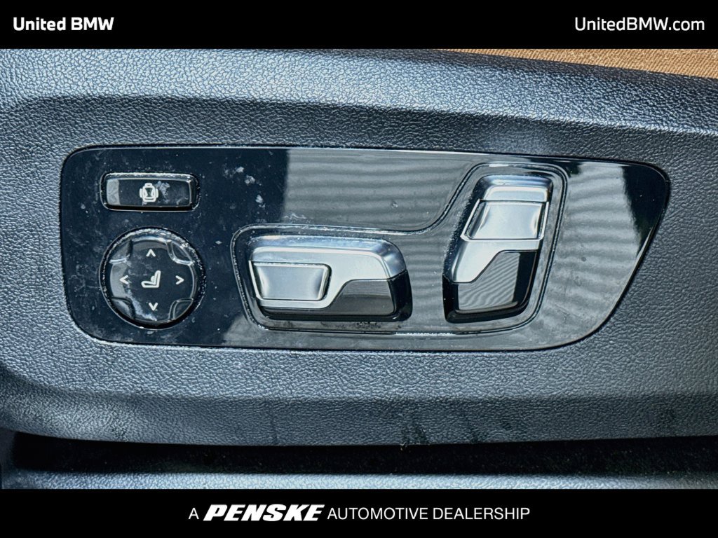 Certified 2024 BMW X5 xDrive40i w/ M Sport Package AWD/4WD image 11