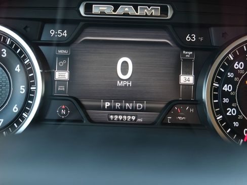 Used 2019 RAM 1500 Big Horn AWD/4WD image 4