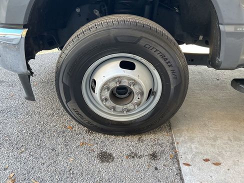 Used 2024 Ford F350 XL w/ XL Driver Assist Package image 12