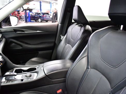 Used 2023 INFINITI QX60 Luxe w/ Cargo Package image 11