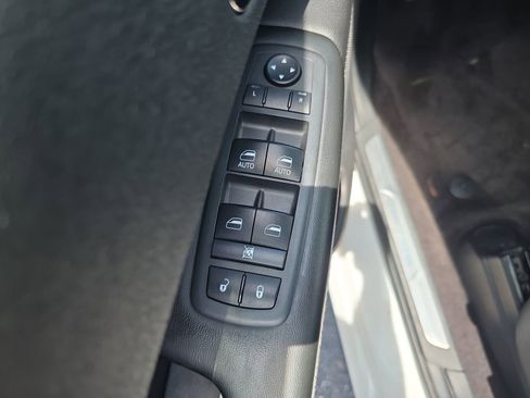 Used 2019 Dodge Durango GT RWD image 14