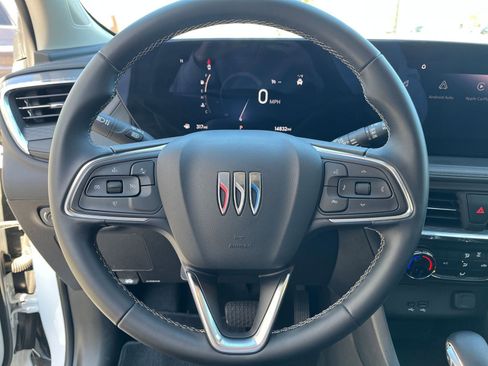 Used 2025 Buick Encore GX Preferred image 25
