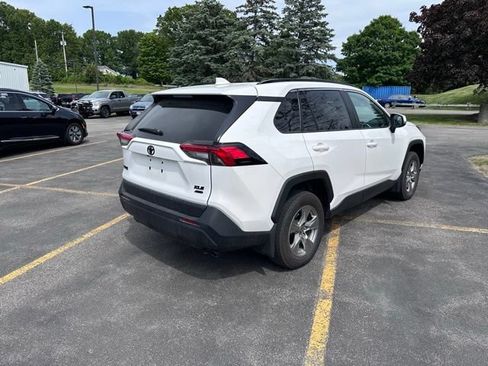 Used 2024 Toyota RAV4 XLE w/ Convenience Package AWD/4WD image 3