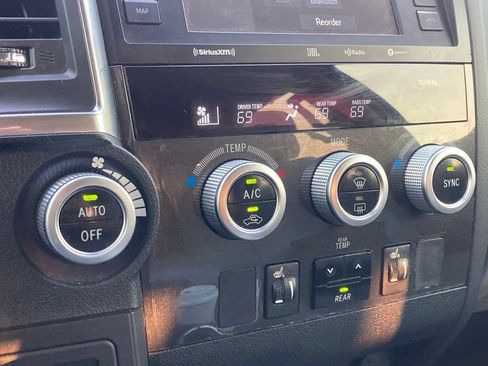Used 2020 Toyota Sequoia Limited w/ Safety & Convenience Package RWD image 30