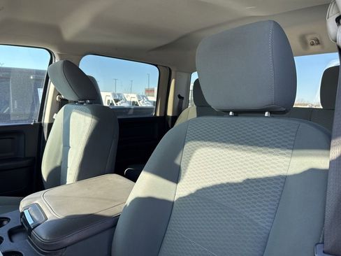 Used 2017 RAM 1500 Express image 11