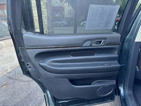 Used 2015 Lincoln MKT AWD w/ Equipment Group 201A image 20