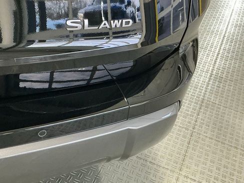 Used 2025 Nissan Rogue SL w/ SL Premium Package image 6