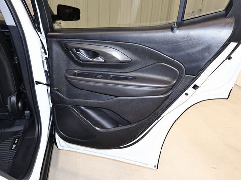 Used 2019 GMC Terrain SLT w/ Preferred Package image 18