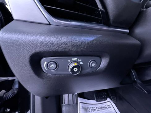 Used 2019 Chevrolet Traverse LT w/ LPO, Cargo Package AWD/4WD image 16