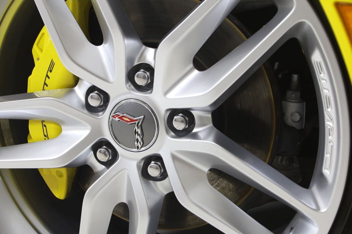 Used 2015 Chevrolet Corvette Stingray Coupe w/ ZF1 Appearance Package RWD image 15