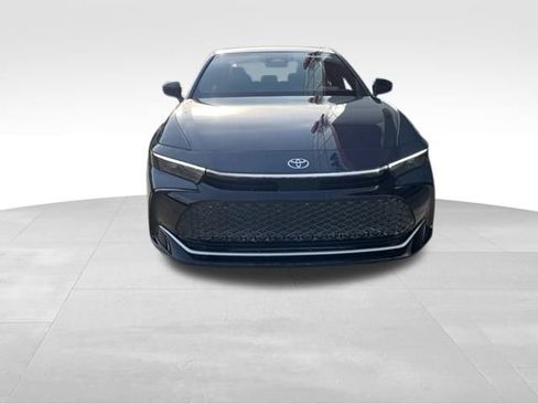 New 2026 Toyota Crown XLE image 3