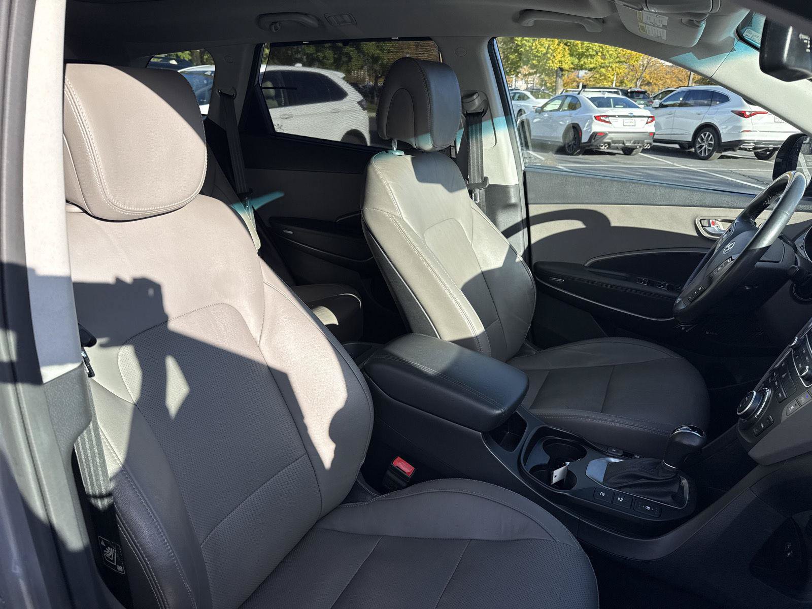 Used 2019 Hyundai Santa Fe XL AWD/4WD image 25