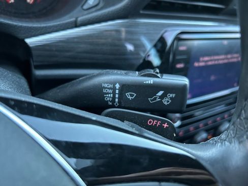 Used 2022 Volkswagen Passat 2.0T R-Line image 22