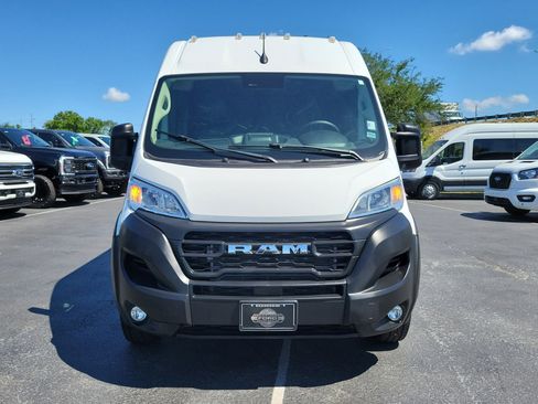 Used 2025 RAM ProMaster 2500 w/ Convenience Group FWD image 2