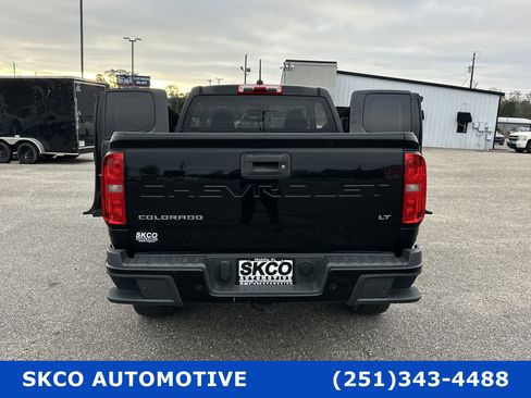 Used 2021 Chevrolet Colorado LT w/ Fleet Safety Package image 32
