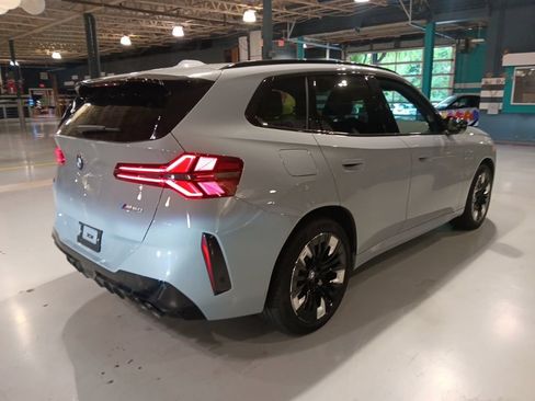 Used 2025 BMW X3 M50 AWD/4WD image 9