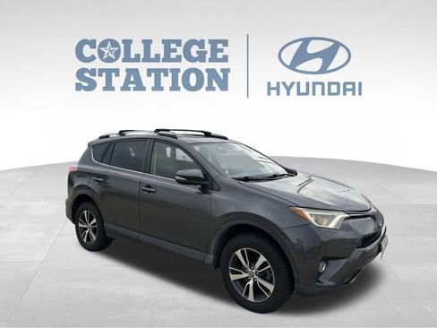 Used 2018 Toyota RAV4 XLE w/ Plus Extra Value Package FWD image 3