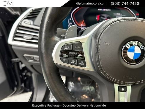 Used 2022 BMW X5 M50i w/ Executive Package AWD/4WD image 30