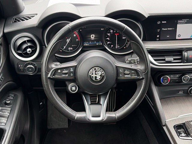 Used 2022 Alfa Romeo Stelvio Ti AWD/4WD image 49