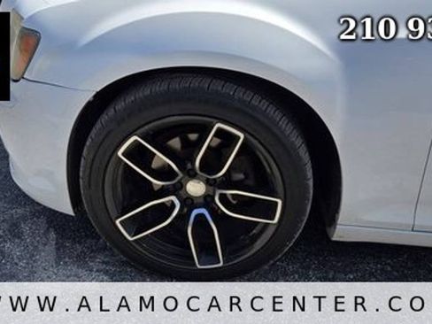 Used 2013 Chrysler 300 S RWD image 12