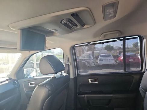 Used 2013 Honda Pilot Touring image 16