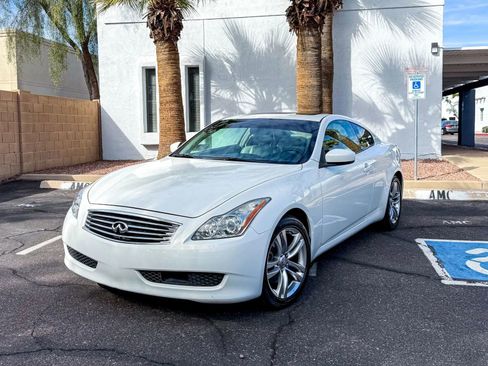 Used 2009 INFINITI G37 x Coupe w/ Premium Pkg image 1