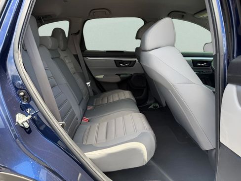Used 2018 Honda CR-V LX image 13